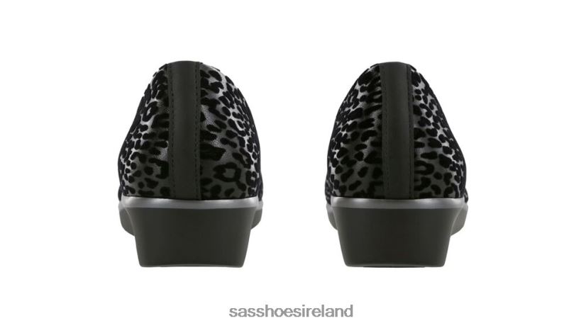 Women SAS Bliss Slip On Wedge Versatile X88N24249 Black Leopard