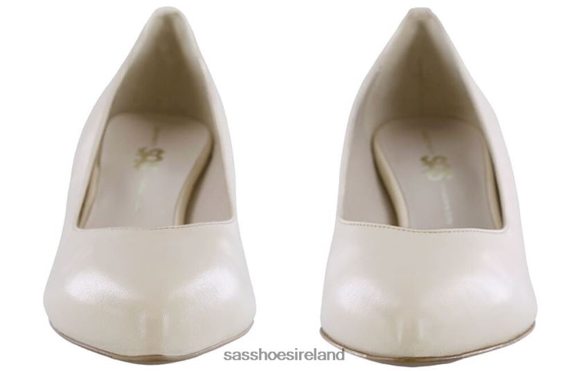 Women SAS Moxie Kitten Heel Inspired X88N24358 Bone